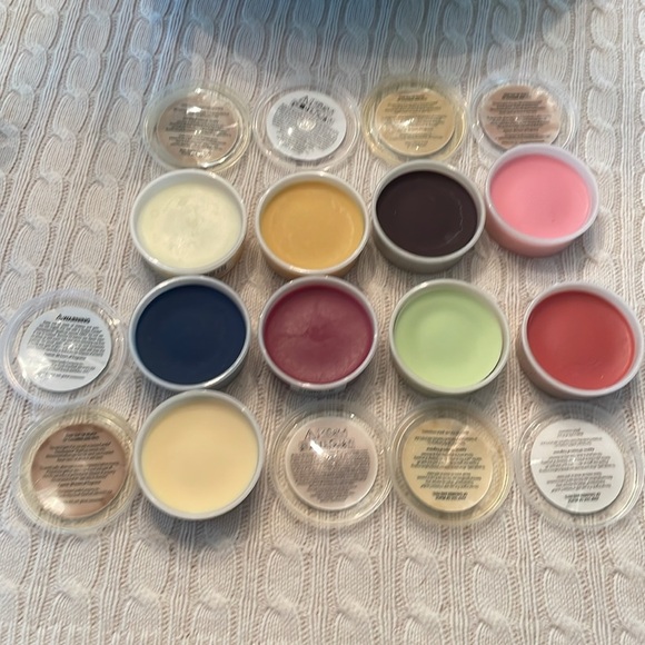 New Yankee Candle meltcups 9 in lot all different scents. Unused with lids - Picture 7 of 7